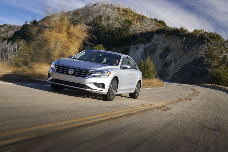 Volkswagen Passat (NMS) 2019 года  (NA) (фото 35 из 40)